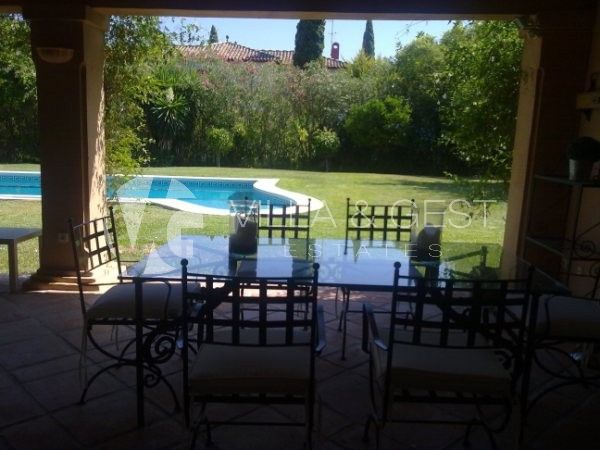 Villa for sale in Nueva Andalucia, Costa del Sol