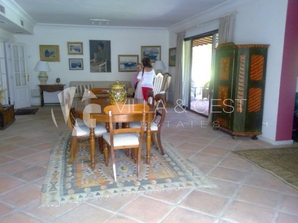 Villa for rent in Nueva Andalucia, Costa del Sol