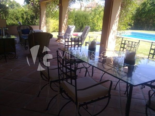 Villa for sale in Nueva Andalucia, Costa del Sol