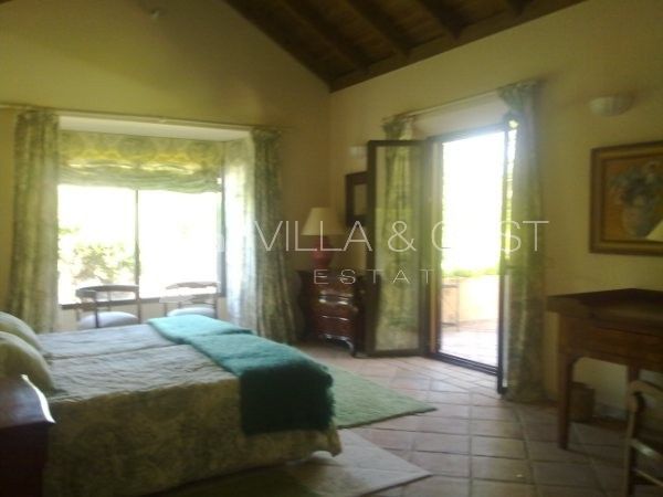 Villa for rent in Nueva Andalucia, Costa del Sol