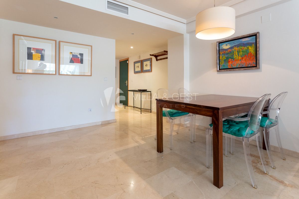 APARTMENT IN GUADALMINA BAJA