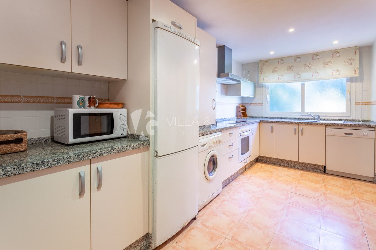 APARTMENT IN GUADALMINA BAJA