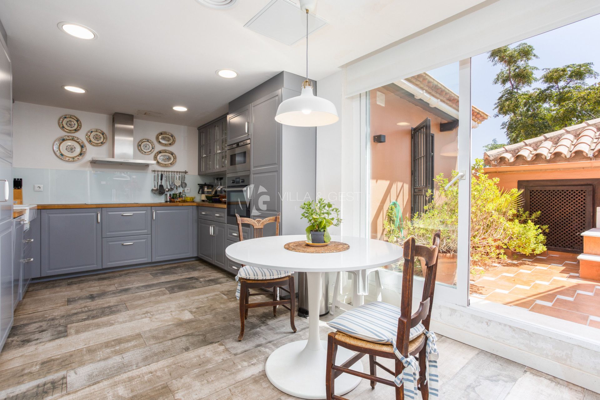 GORGEOUS DUPLEX PENTHOUSE IN GUALDAMINA BAJA