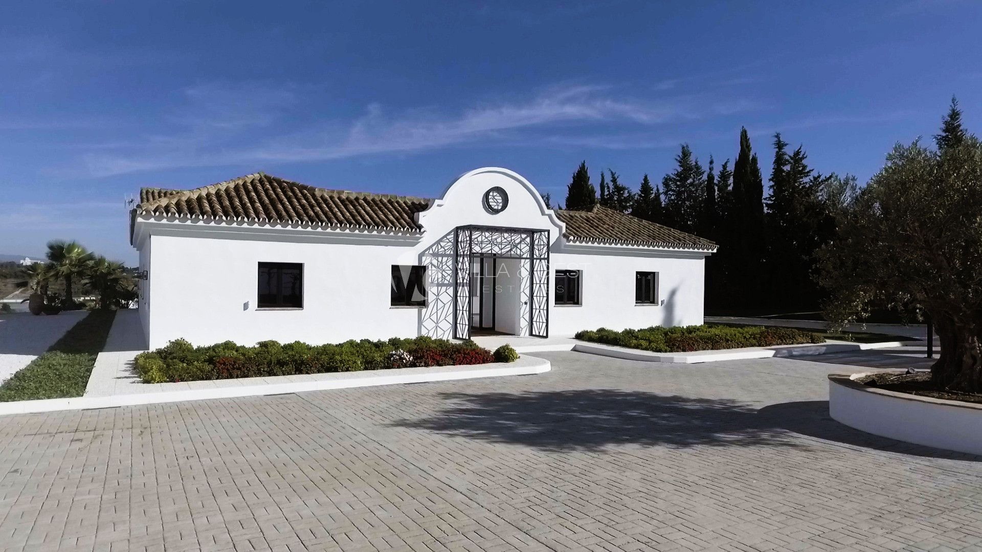 CORTIJO ANDALUZ COMPLETAMENTE RENOVADO