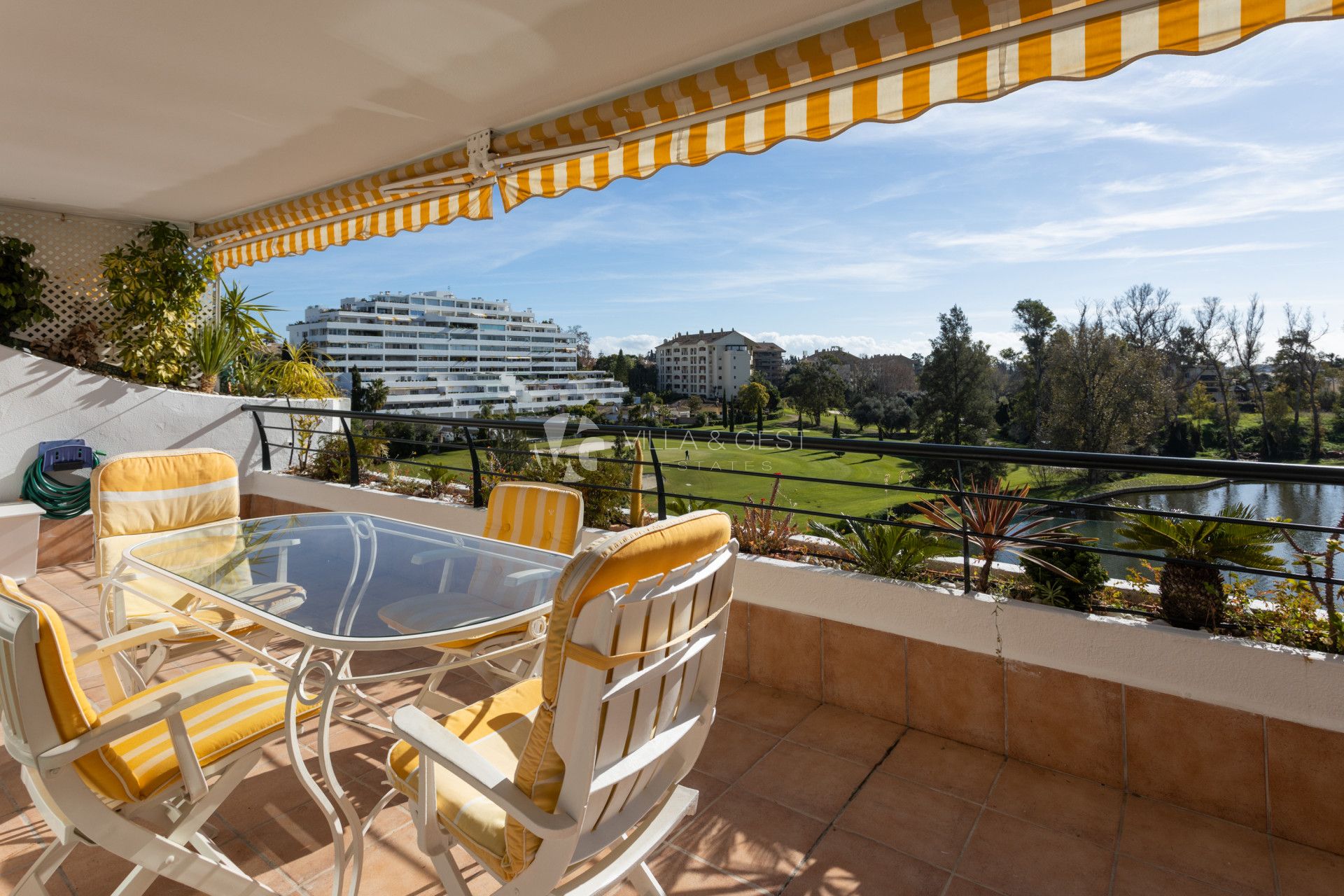 Apartment for sale in San Pedro de Alcantara, Costa del Sol