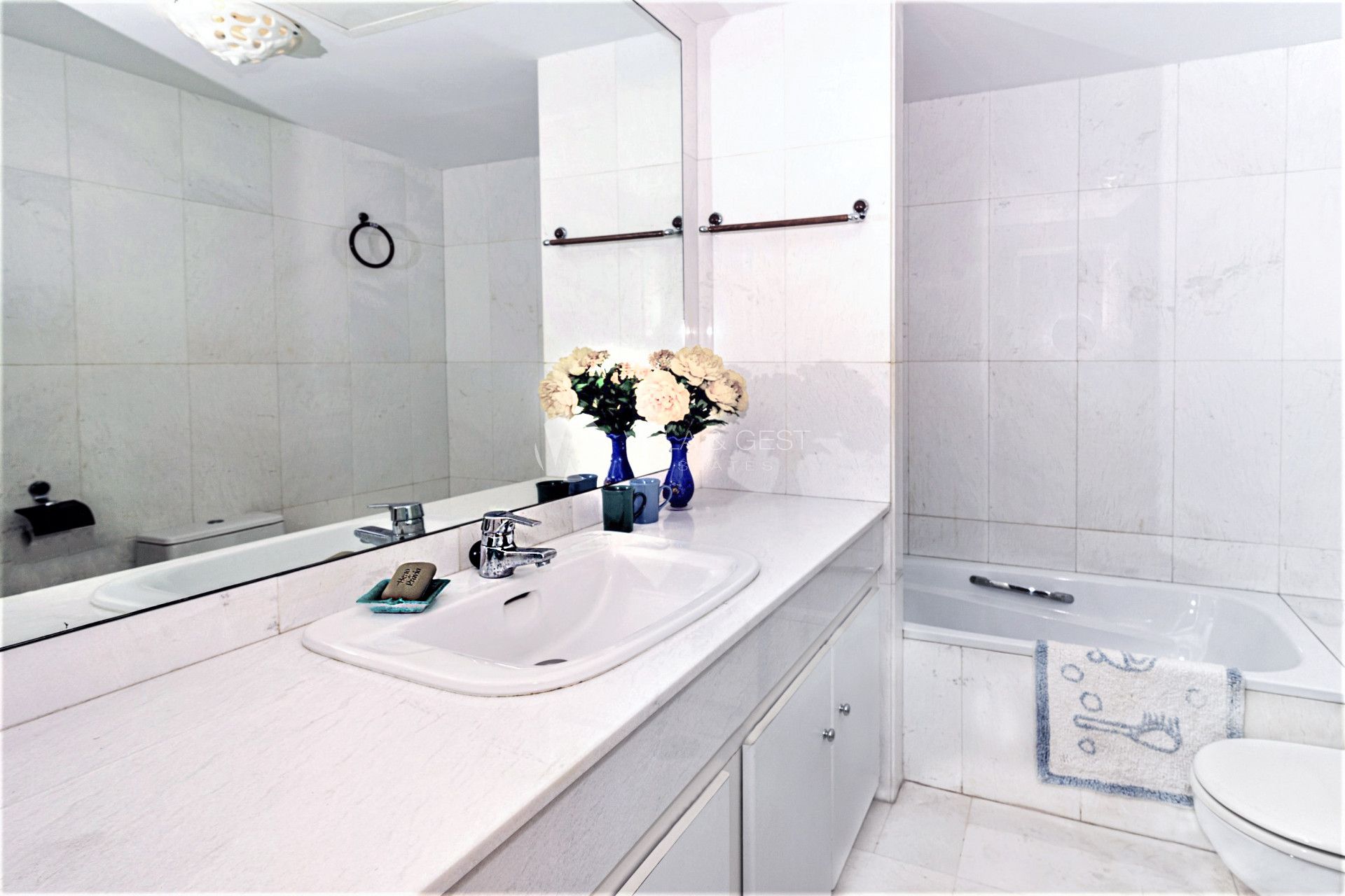 Apartment in Puerto Banus area