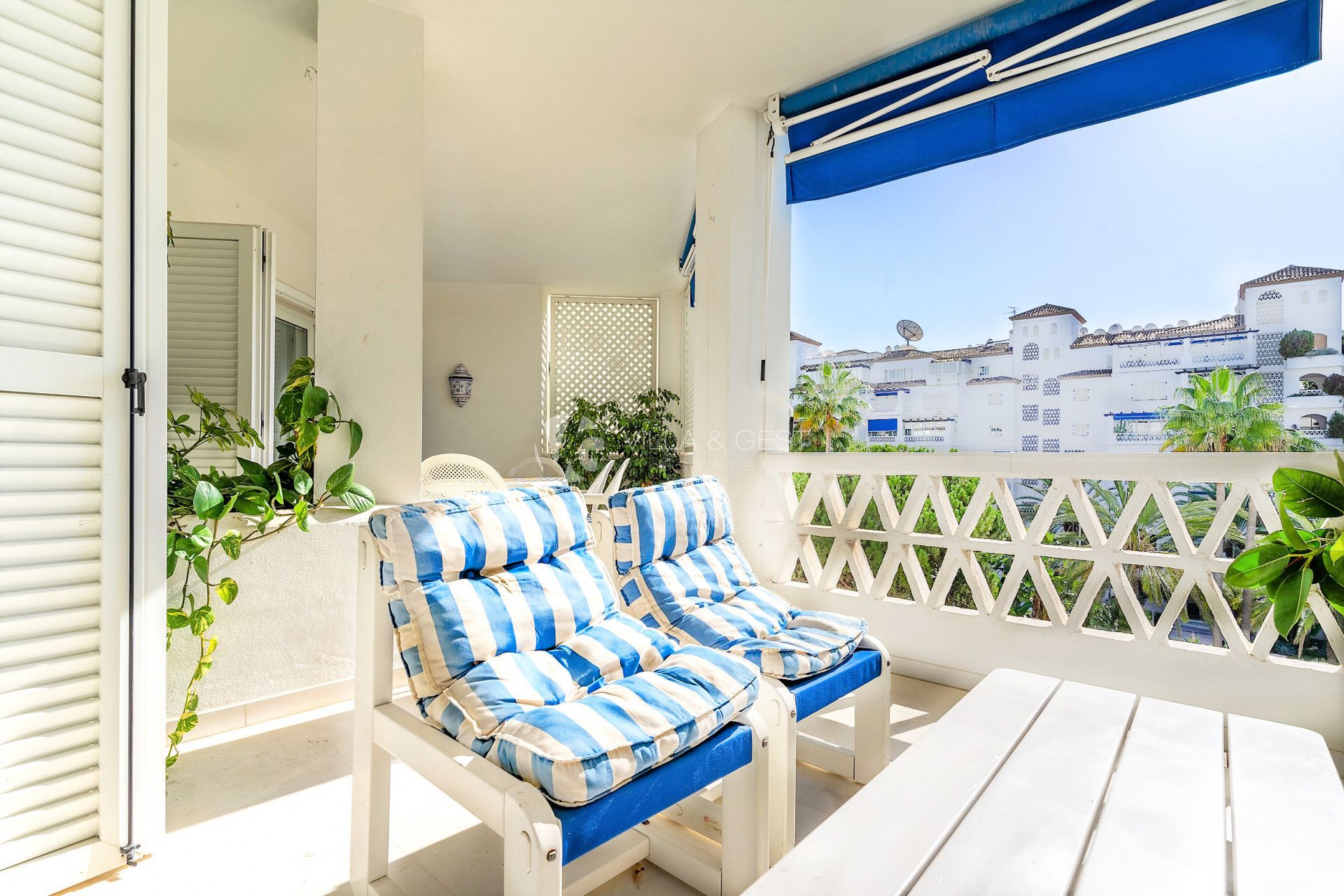 Apartment in Puerto Banus area