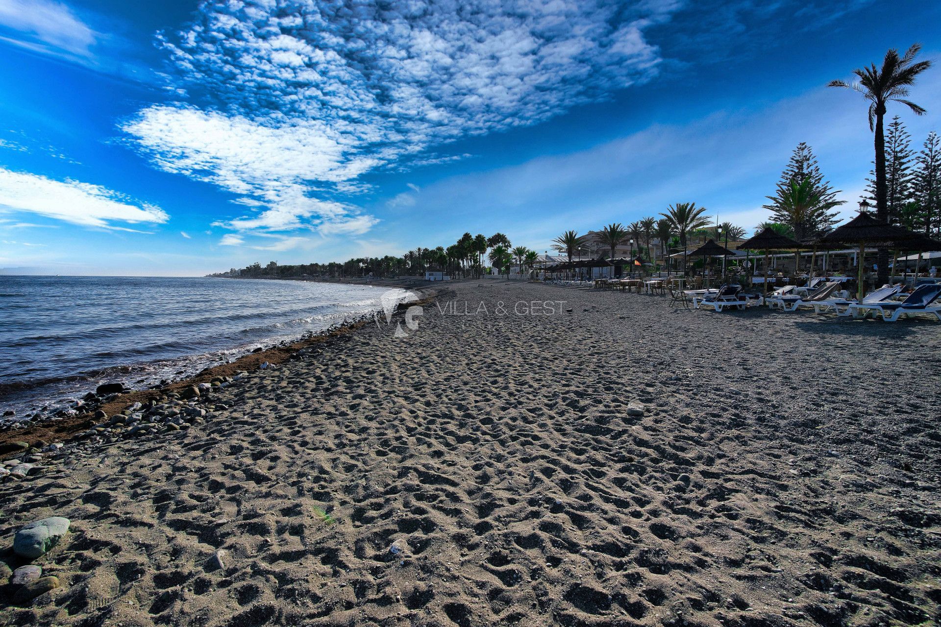 Estupendo apartamento con vista al mar