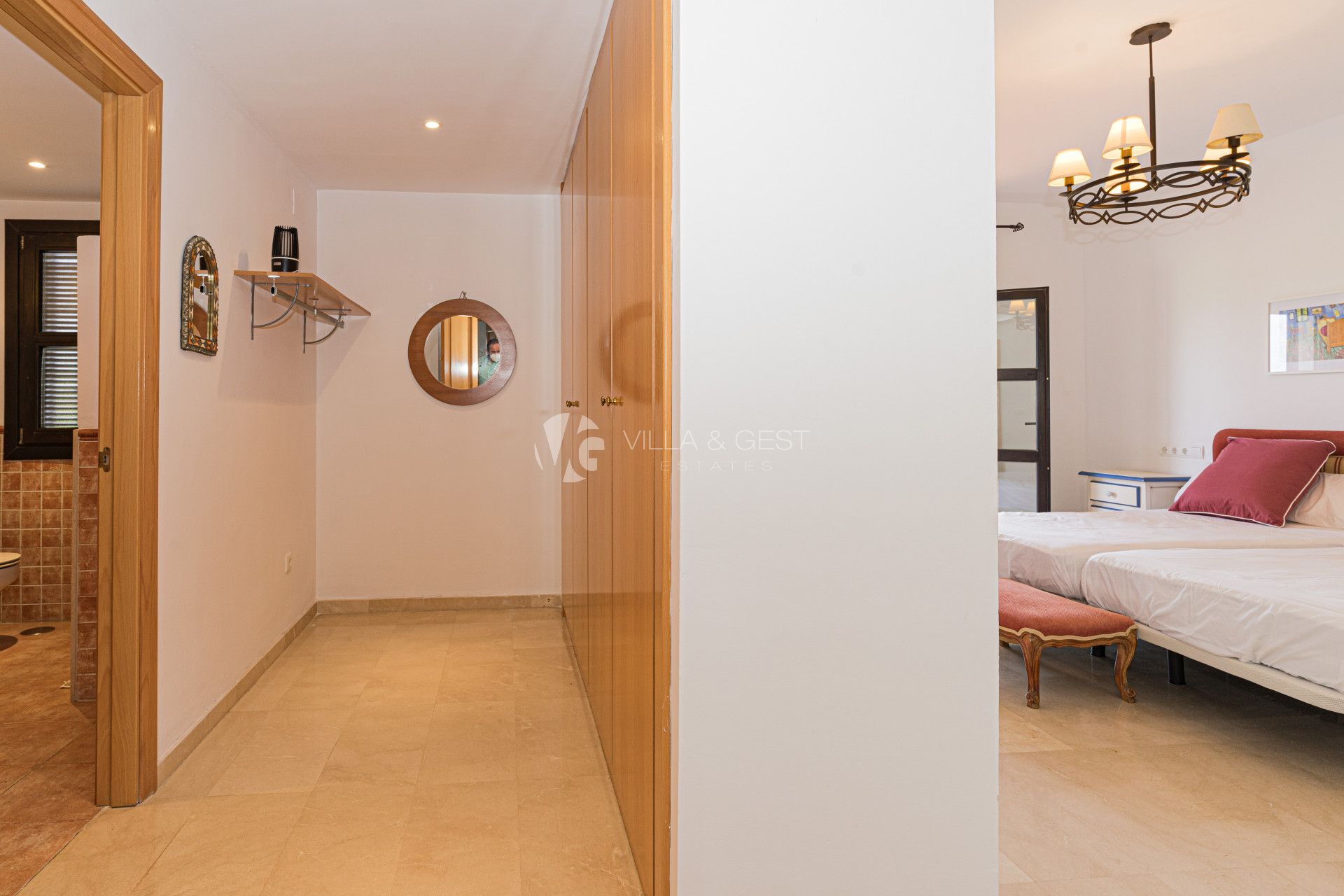 Corner townhouse Guadalmina Alta