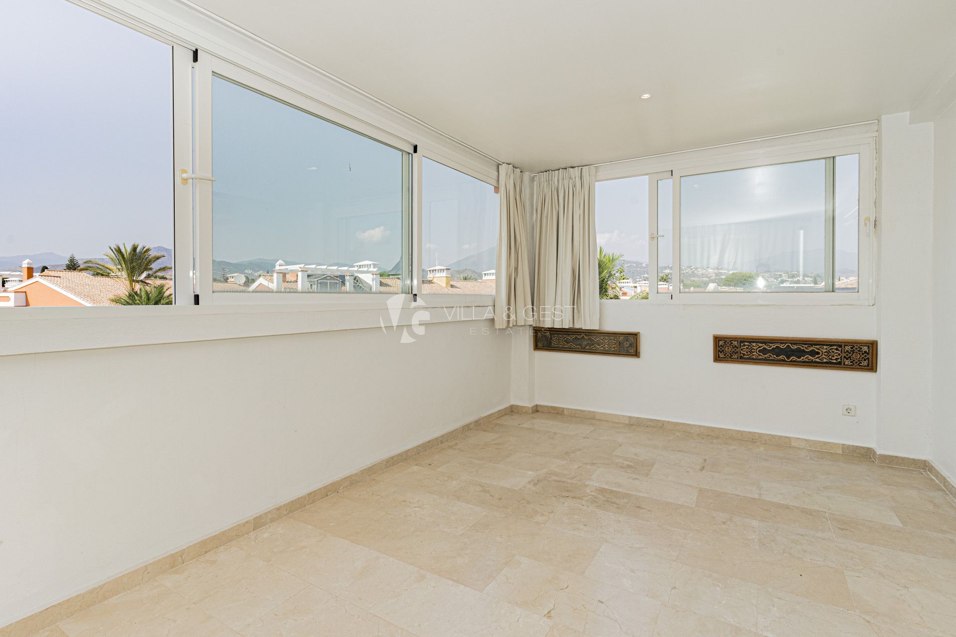 Corner townhouse Guadalmina Alta