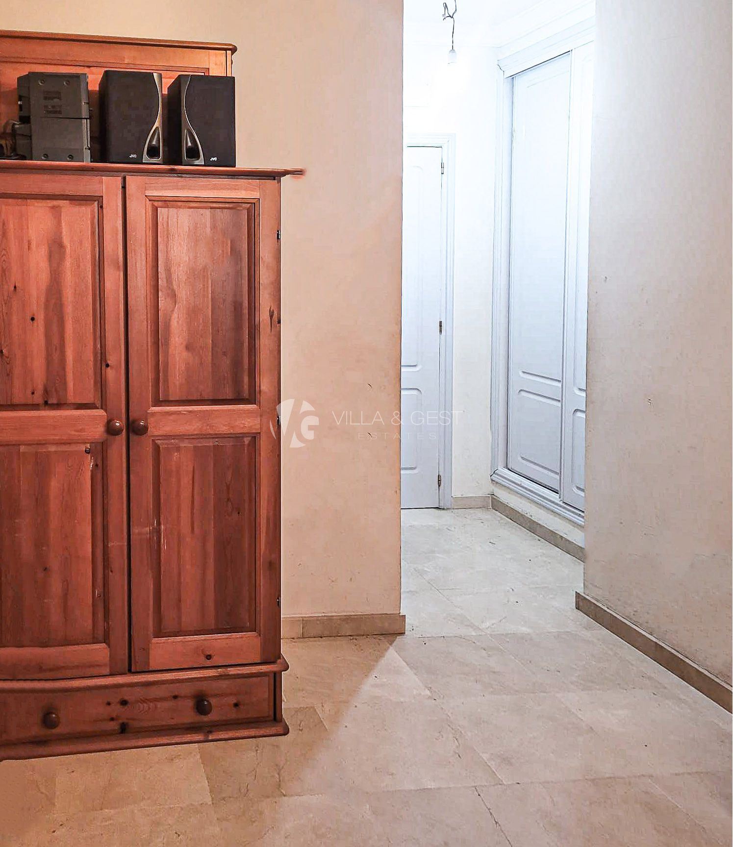 Bajo en Luna Blanca Golf, Atalaya-Estepona
