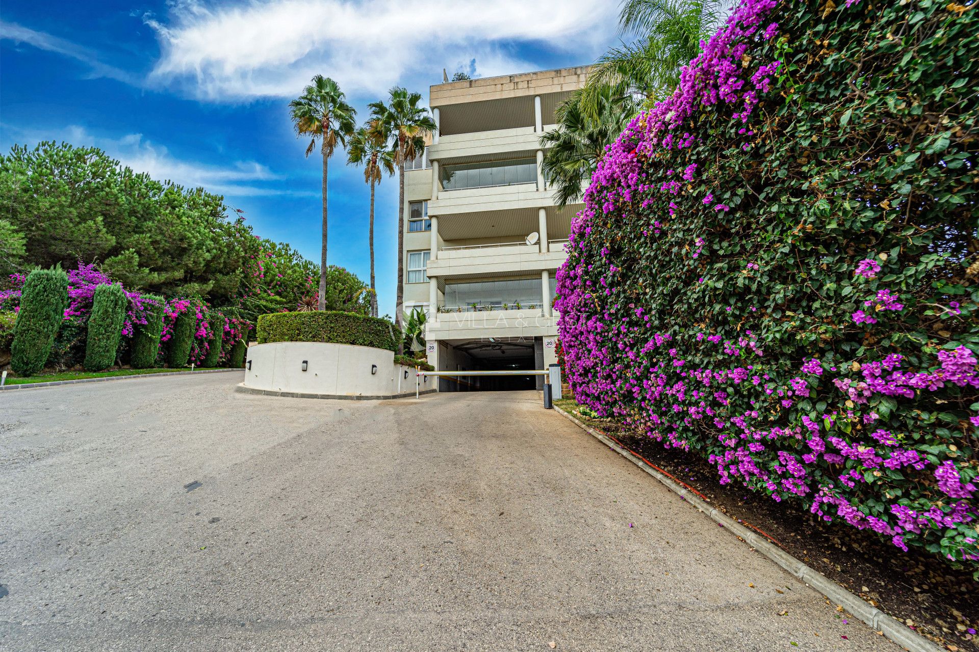 Apartment in Nueva Andalucia