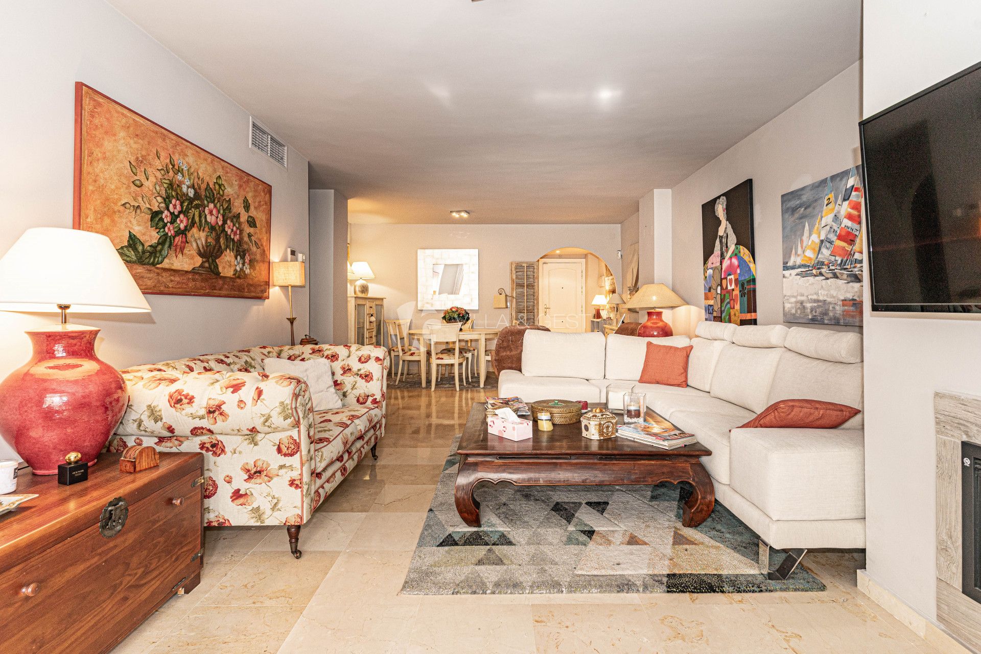 Apartamento en esquina Guadalmina Alta