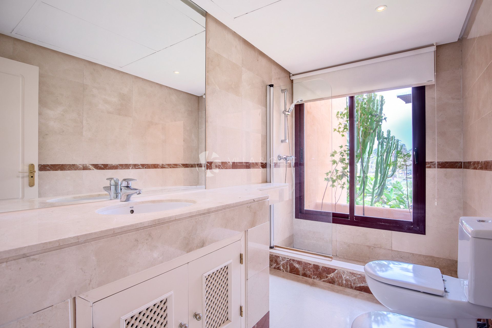 Apartamento en Urbanizacion primera linea de playa