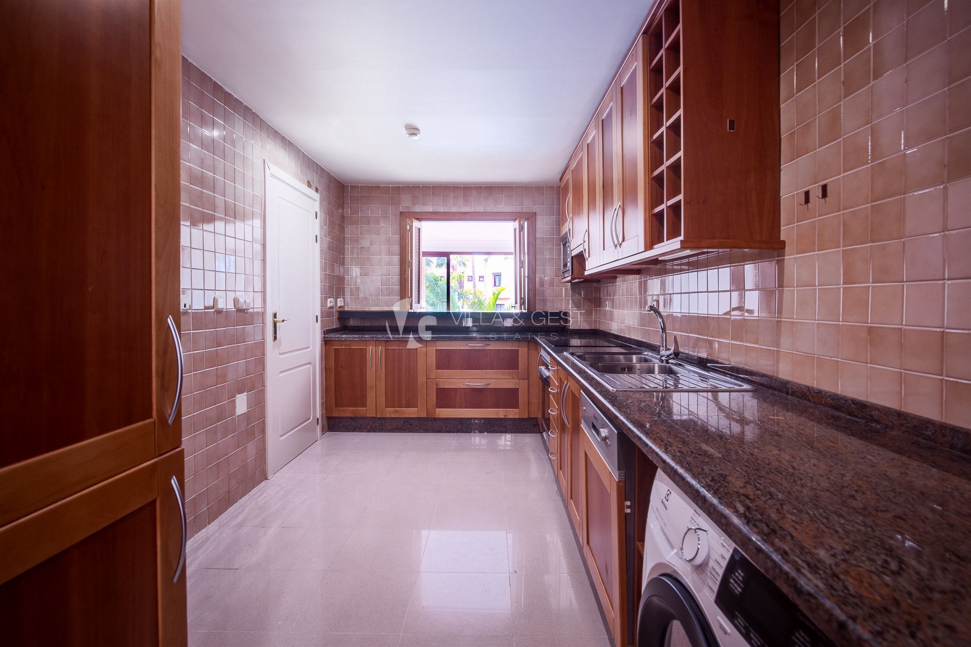 Apartamento en Urbanizacion primera linea de playa