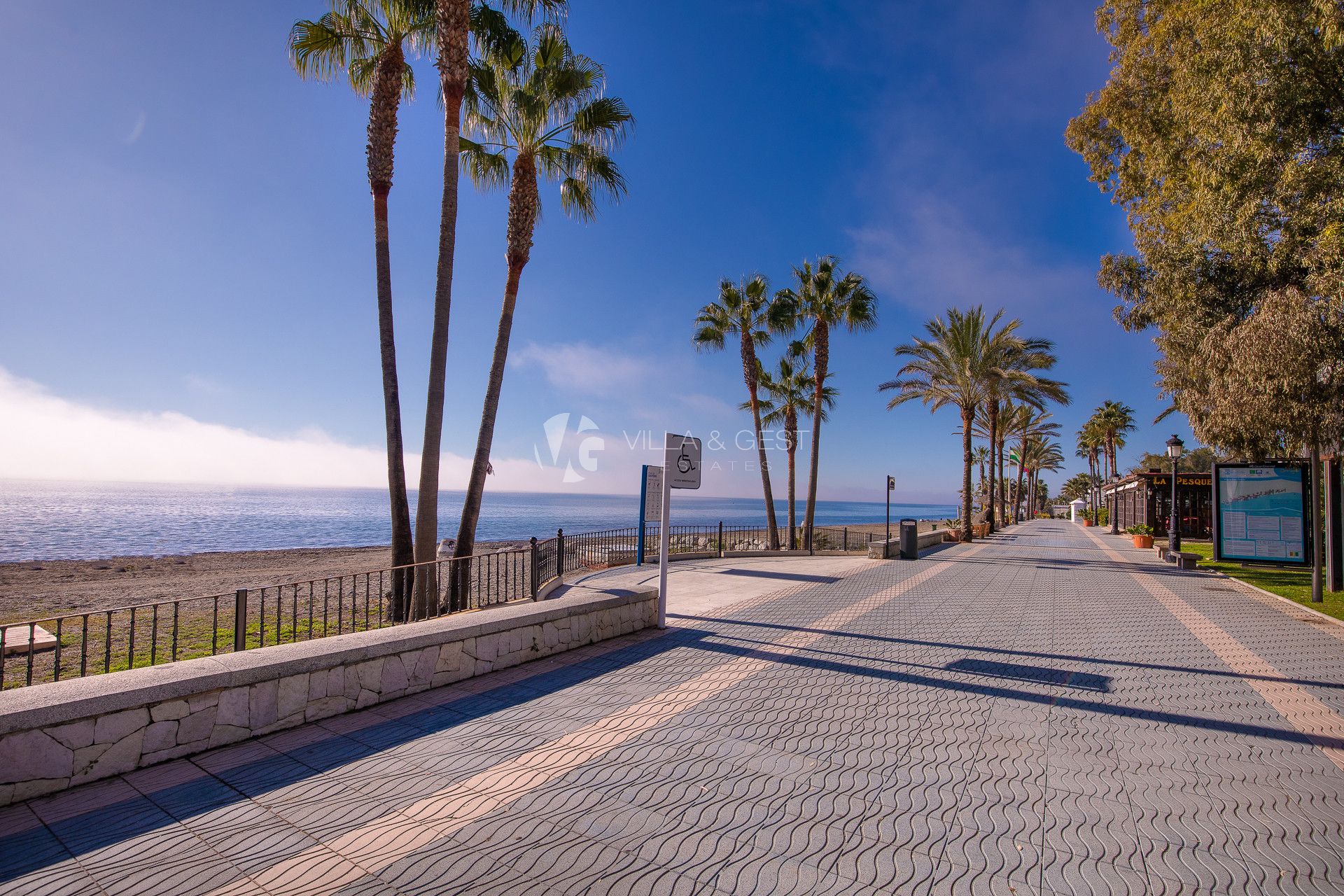 Apartamento en Urbanizacion primera linea de playa