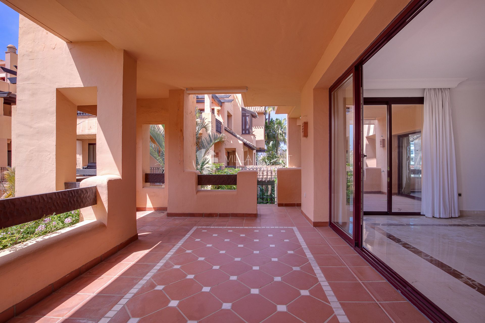 Apartamento en Urbanizacion primera linea de playa