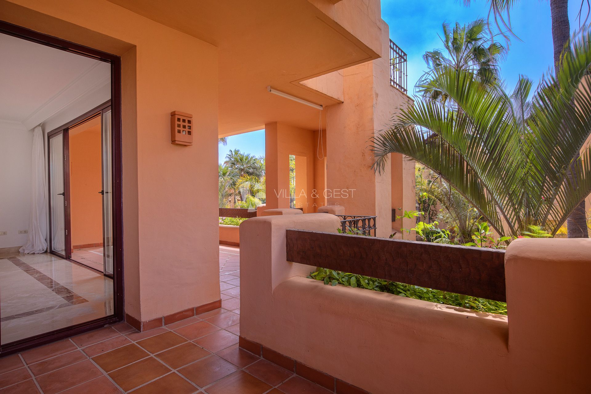 Apartamento en Urbanizacion primera linea de playa