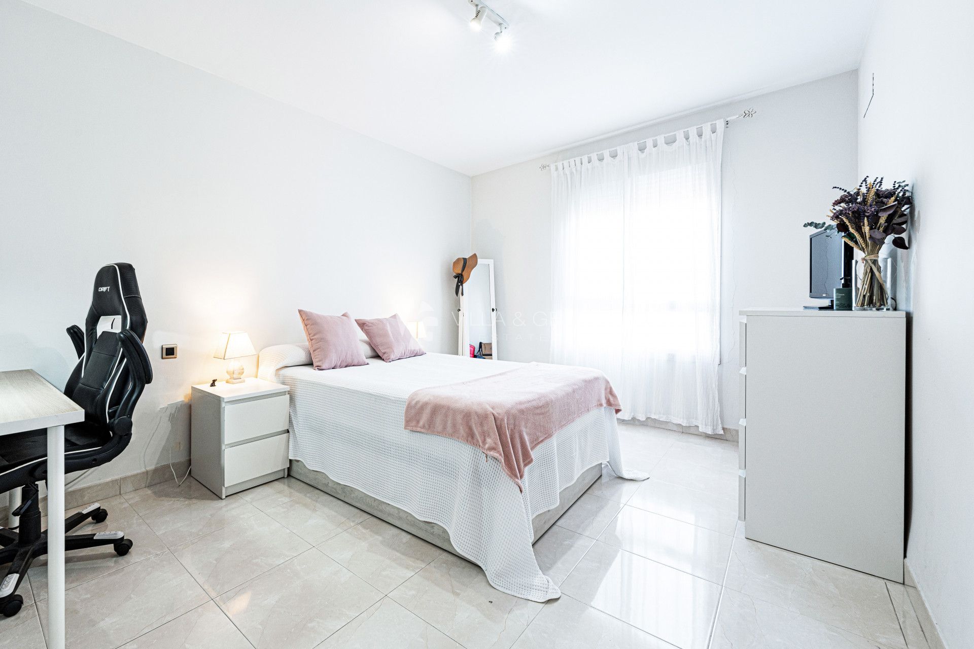 Apartment for sale in Malaga - Teatinos, Costa del Sol