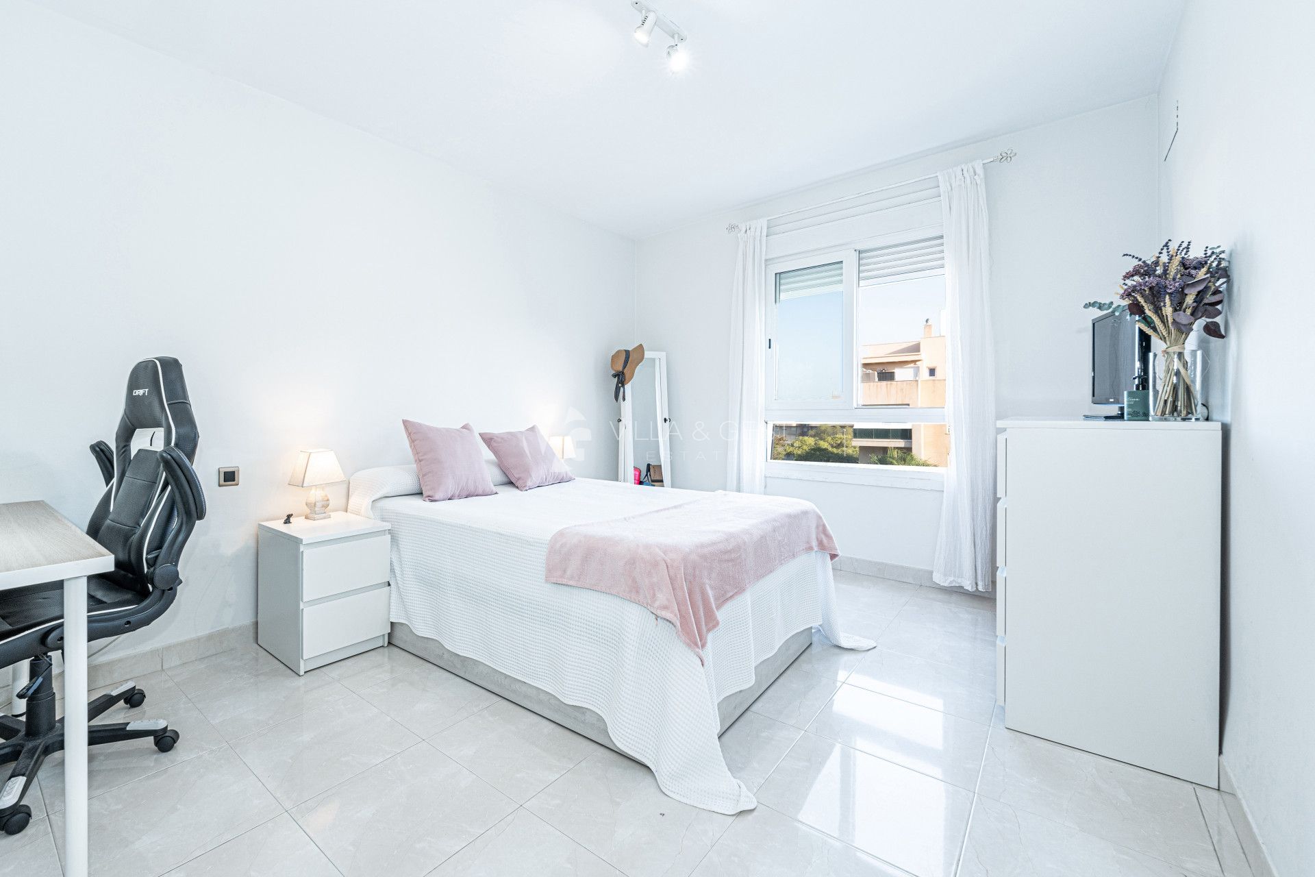 Apartment for sale in Malaga - Teatinos, Costa del Sol
