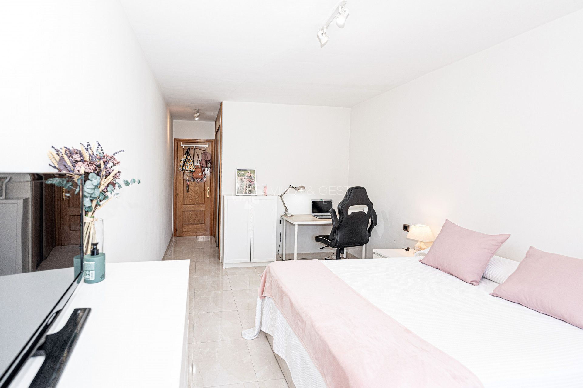 Apartment for sale in Malaga - Teatinos, Costa del Sol