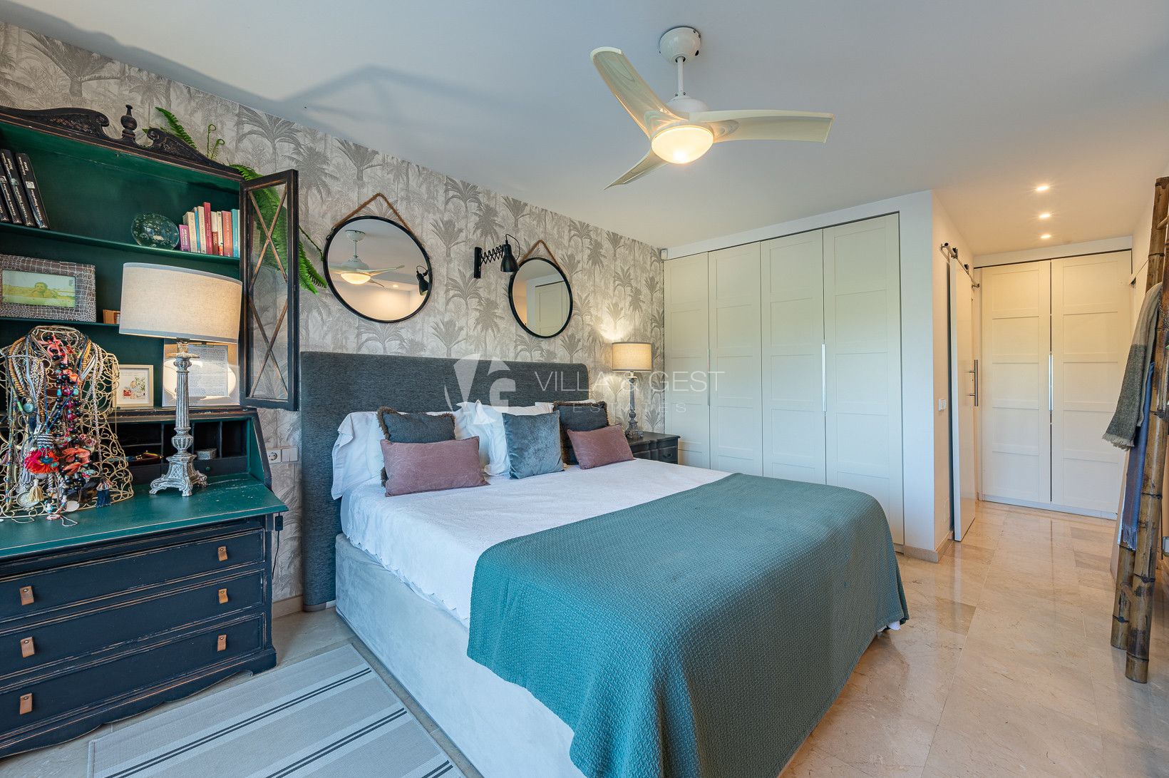 Apartment first line golf Guadalmina