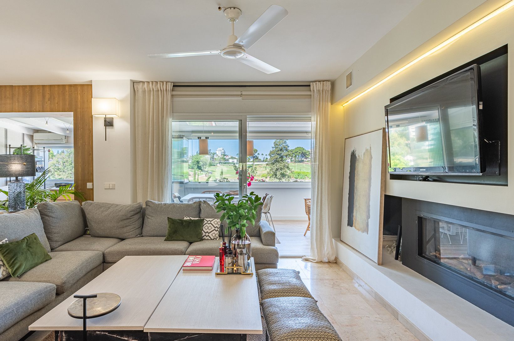 Apartment first line golf Guadalmina