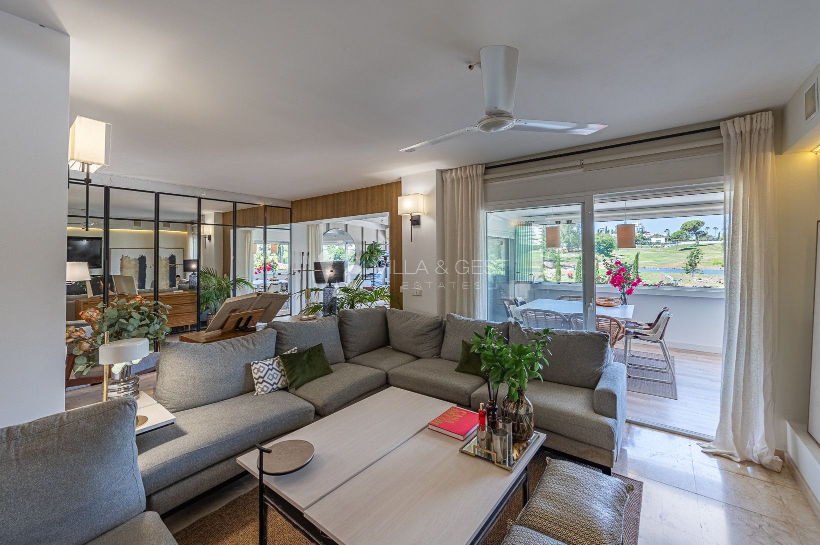 Apartment first line golf Guadalmina