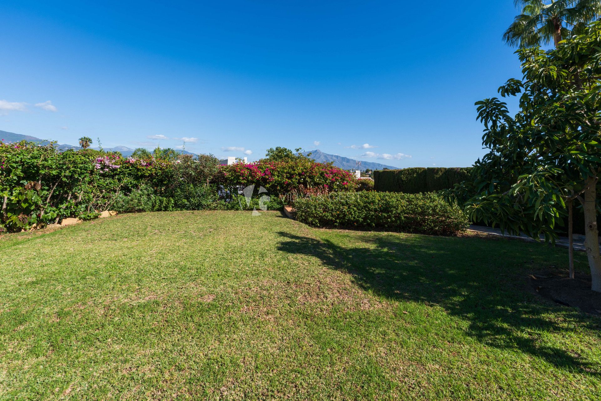 Villa zona Atalaya- Monte Biarritz