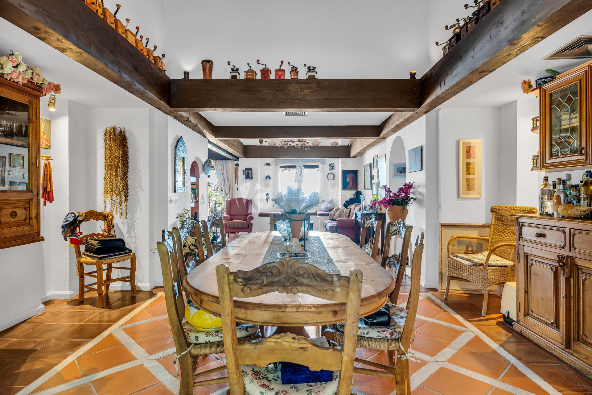 Finca Cortijo en Selwo, The New Golden Mile, con Espectaculares Vistas al Mar