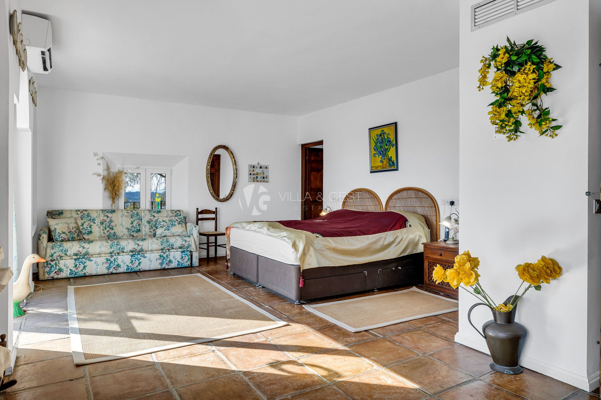 Finca Cortijo en Selwo, The New Golden Mile, con Espectaculares Vistas al Mar