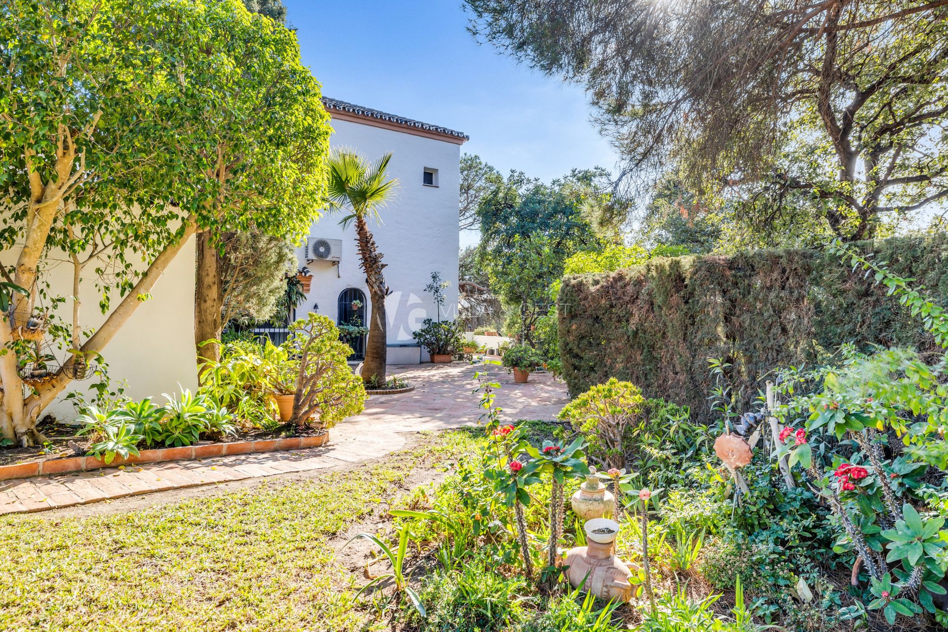 Finca Cortijo en Selwo, The New Golden Mile, con Espectaculares Vistas al Mar
