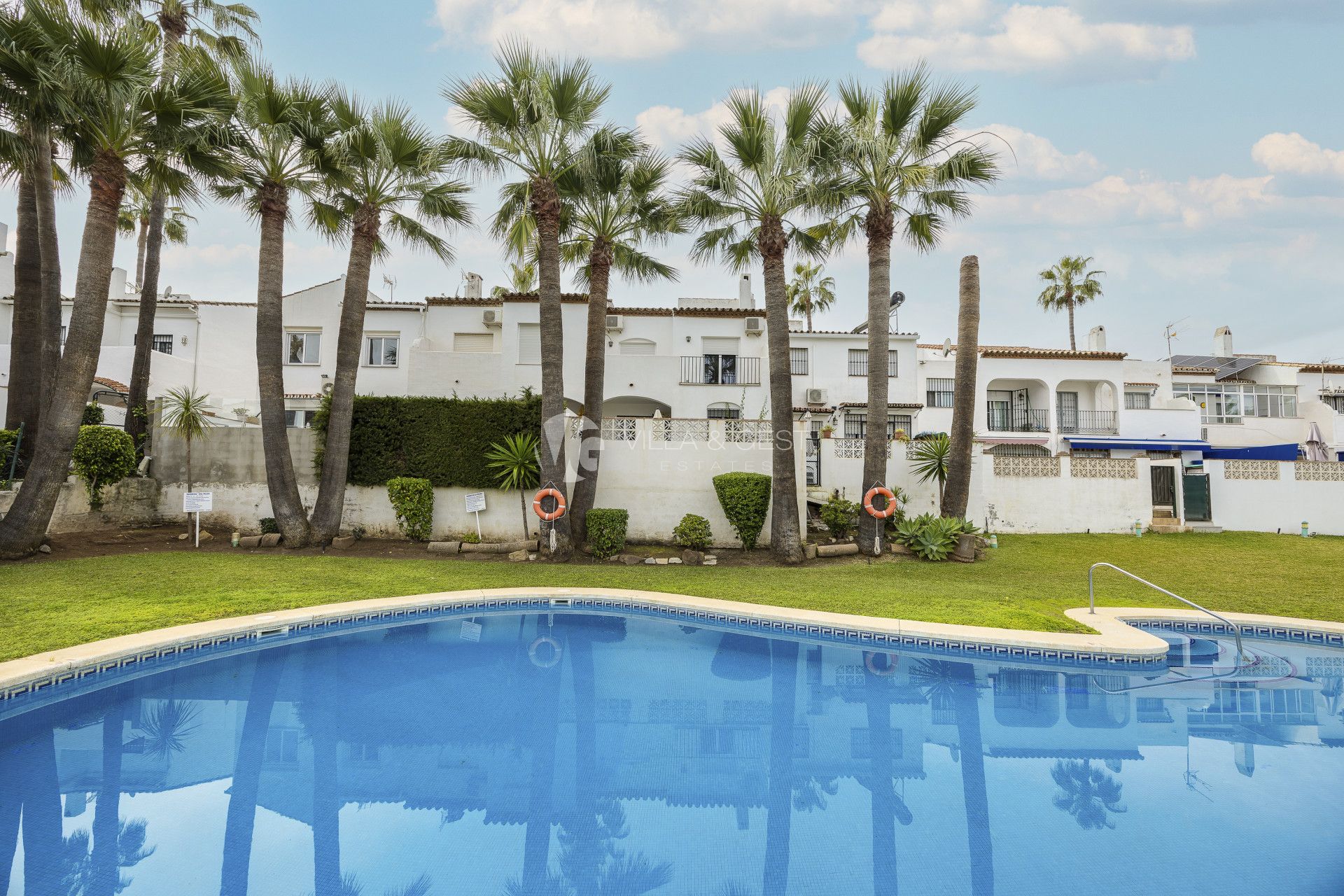 Spacious Reformed Townhouse in Bel-Air, in the New Golden Mile, Estepona