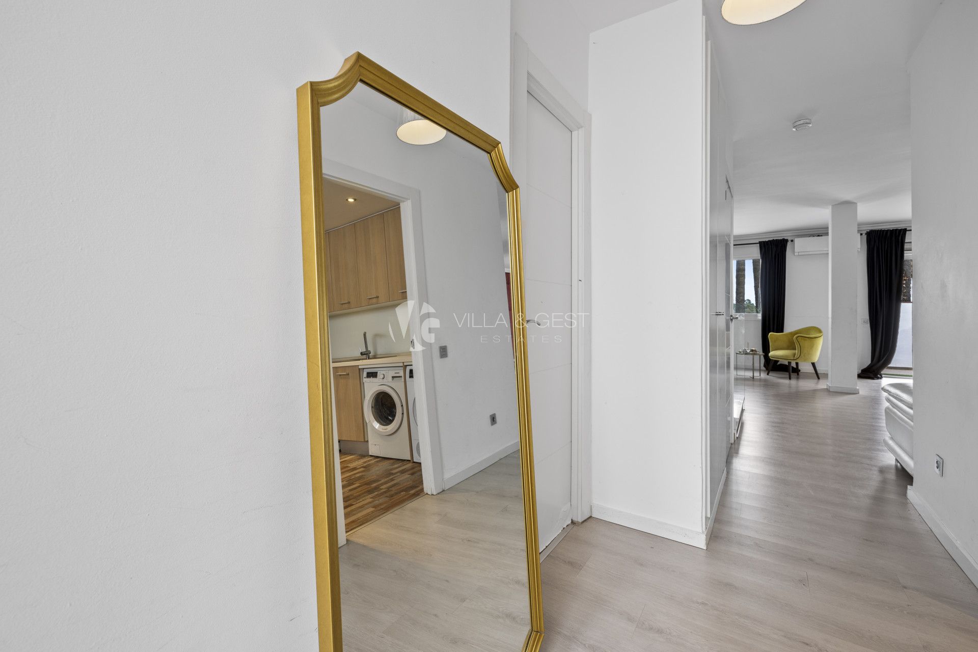 Spacious Reformed Townhouse in Bel-Air, in the New Golden Mile, Estepona