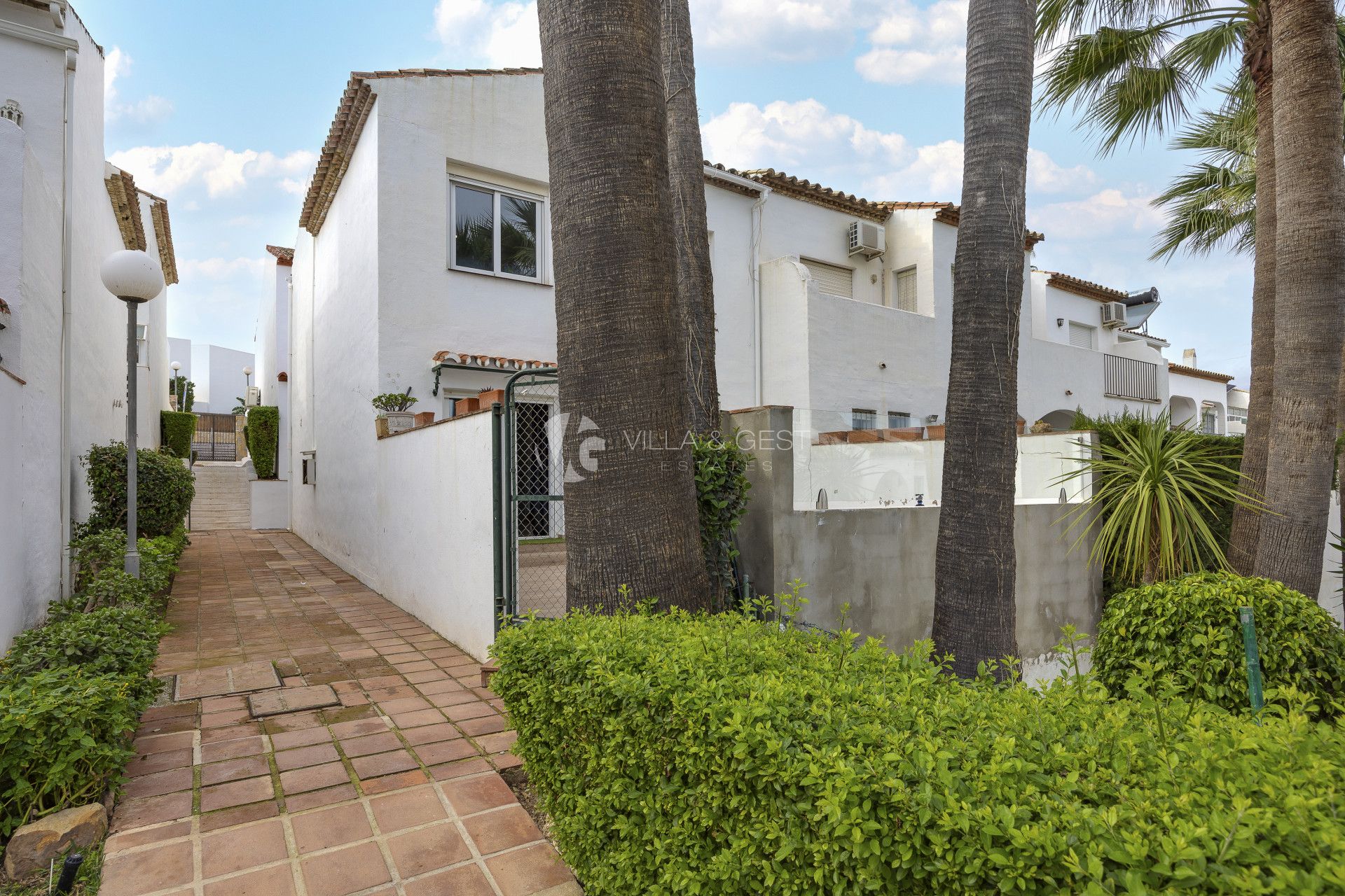 Spacious Reformed Townhouse in Bel-Air, in the New Golden Mile, Estepona