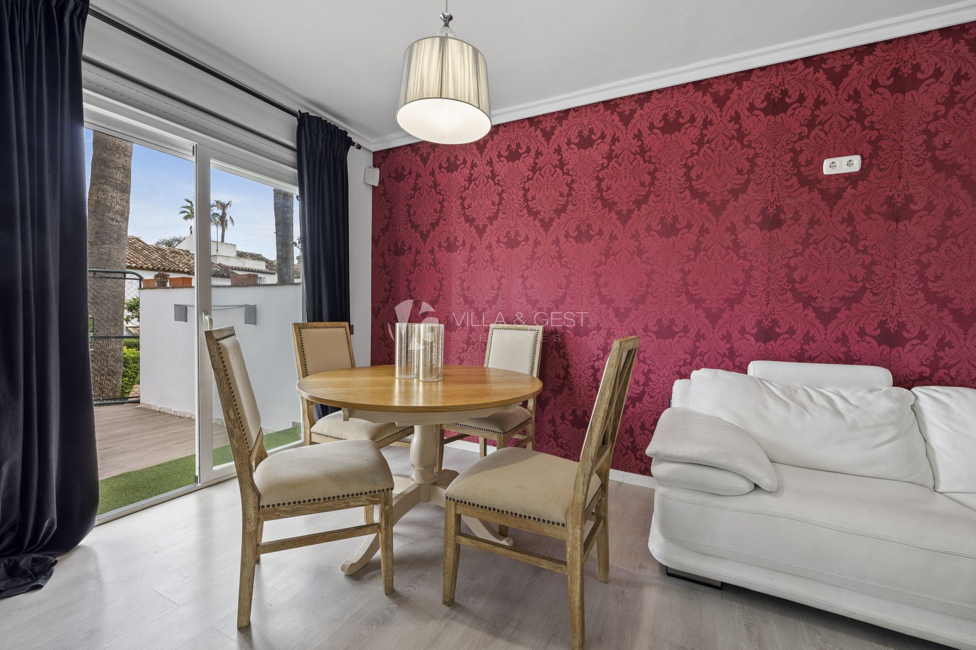 Spacious Reformed Townhouse in Bel-Air, in the New Golden Mile, Estepona