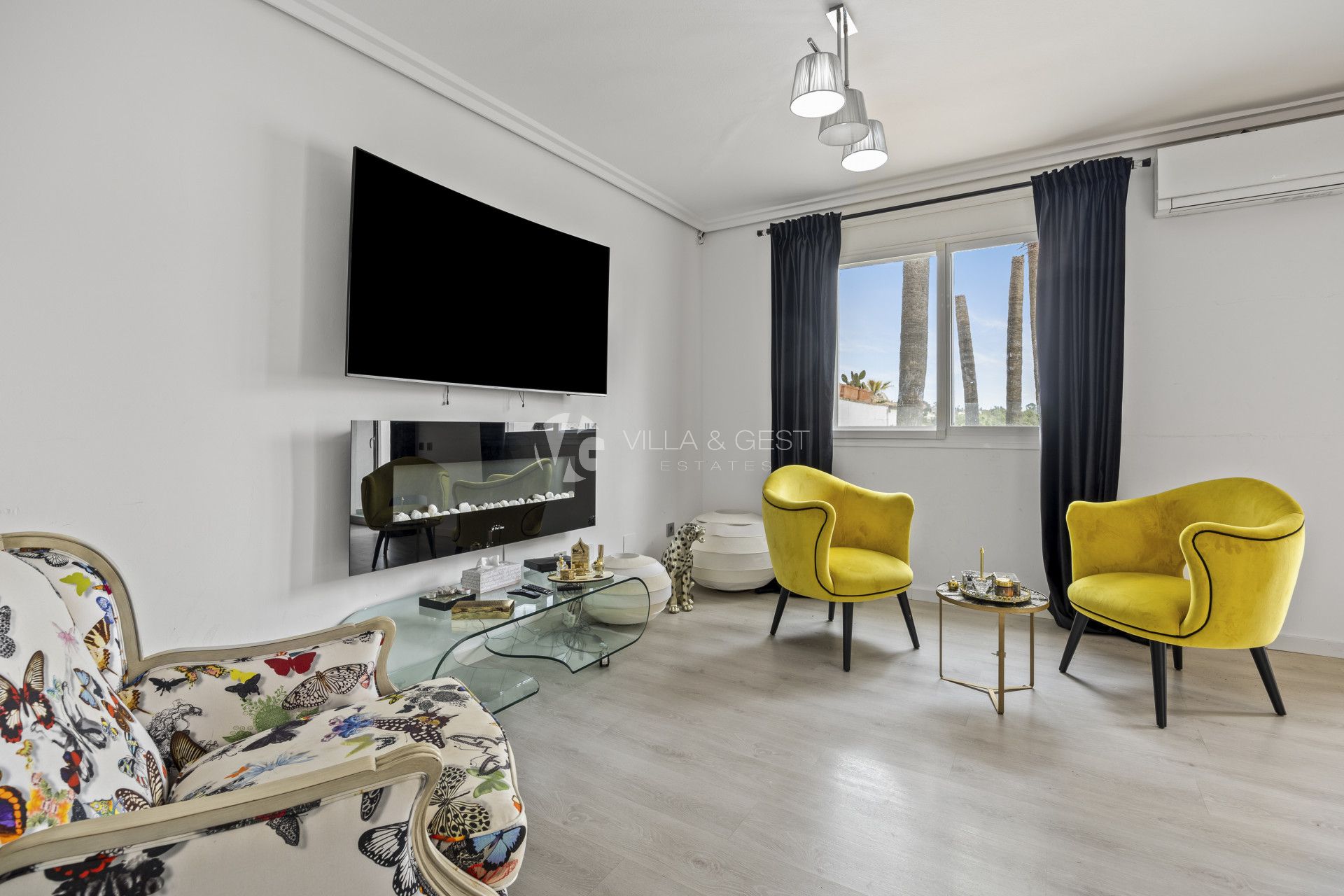 Spacious Reformed Townhouse in Bel-Air, in the New Golden Mile, Estepona