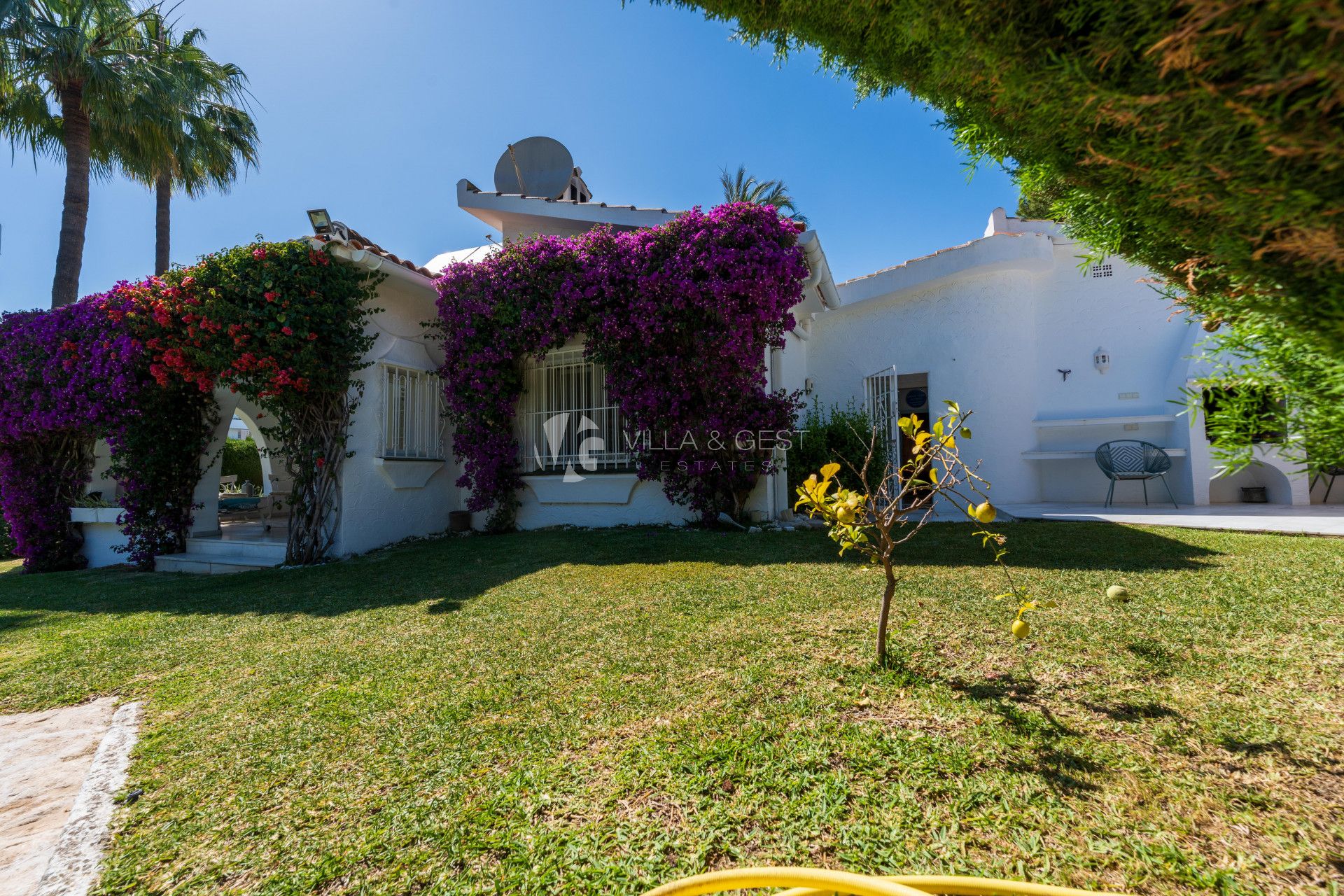 Wonderful Mediterranean-style villa in Guadalmina Alta