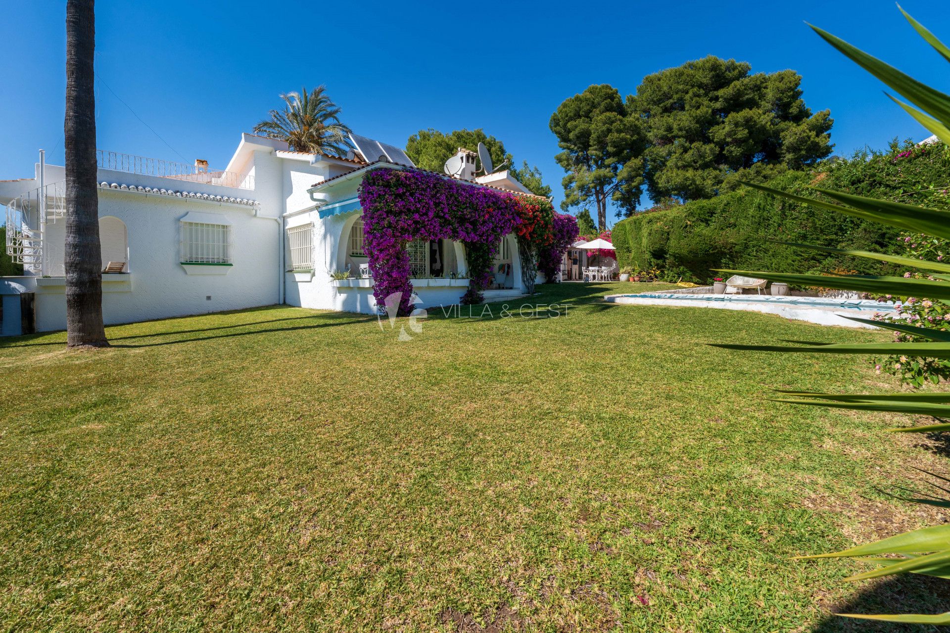 Wonderful Mediterranean-style villa in Guadalmina Alta