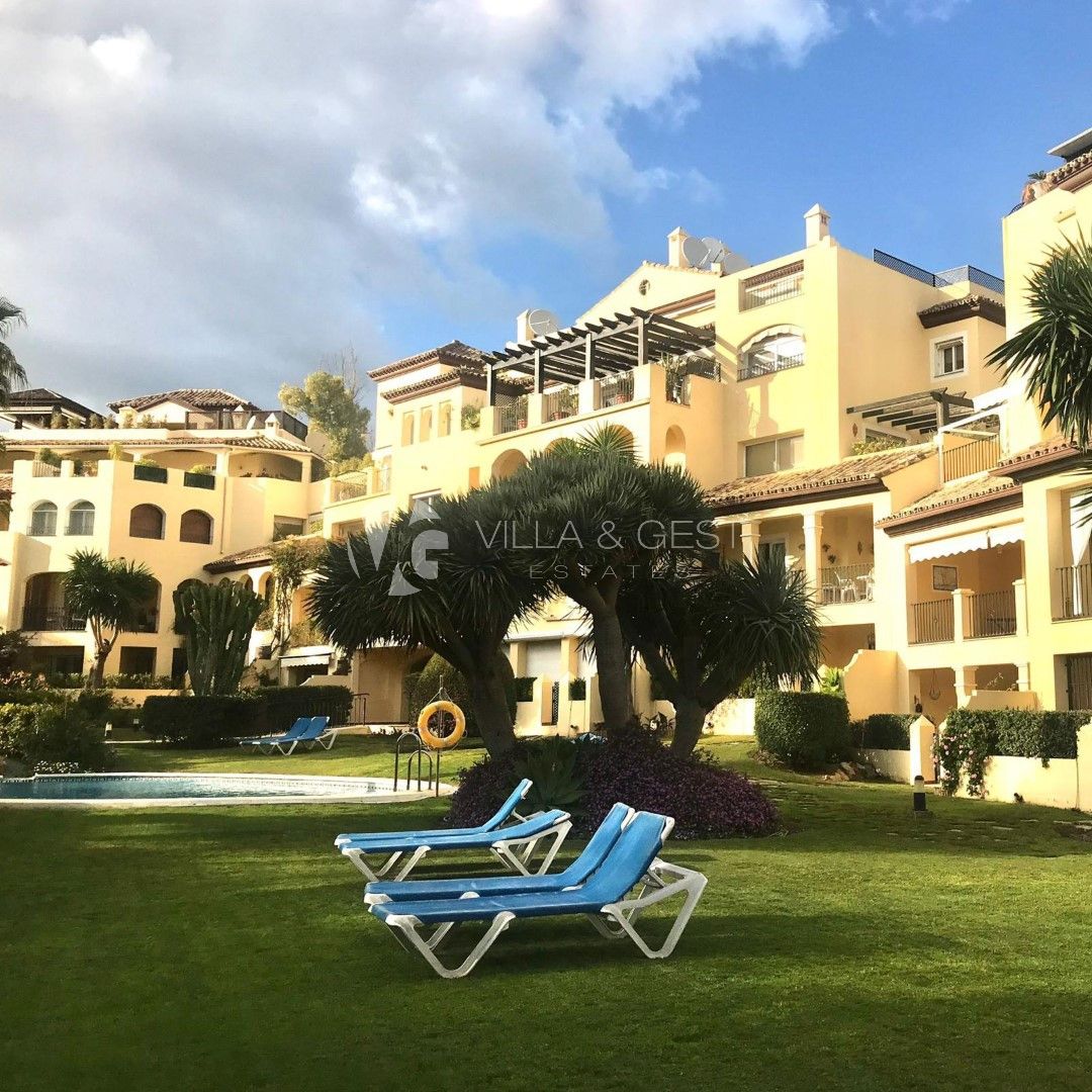 Apartment in Guadalmina Alta in a charming complex