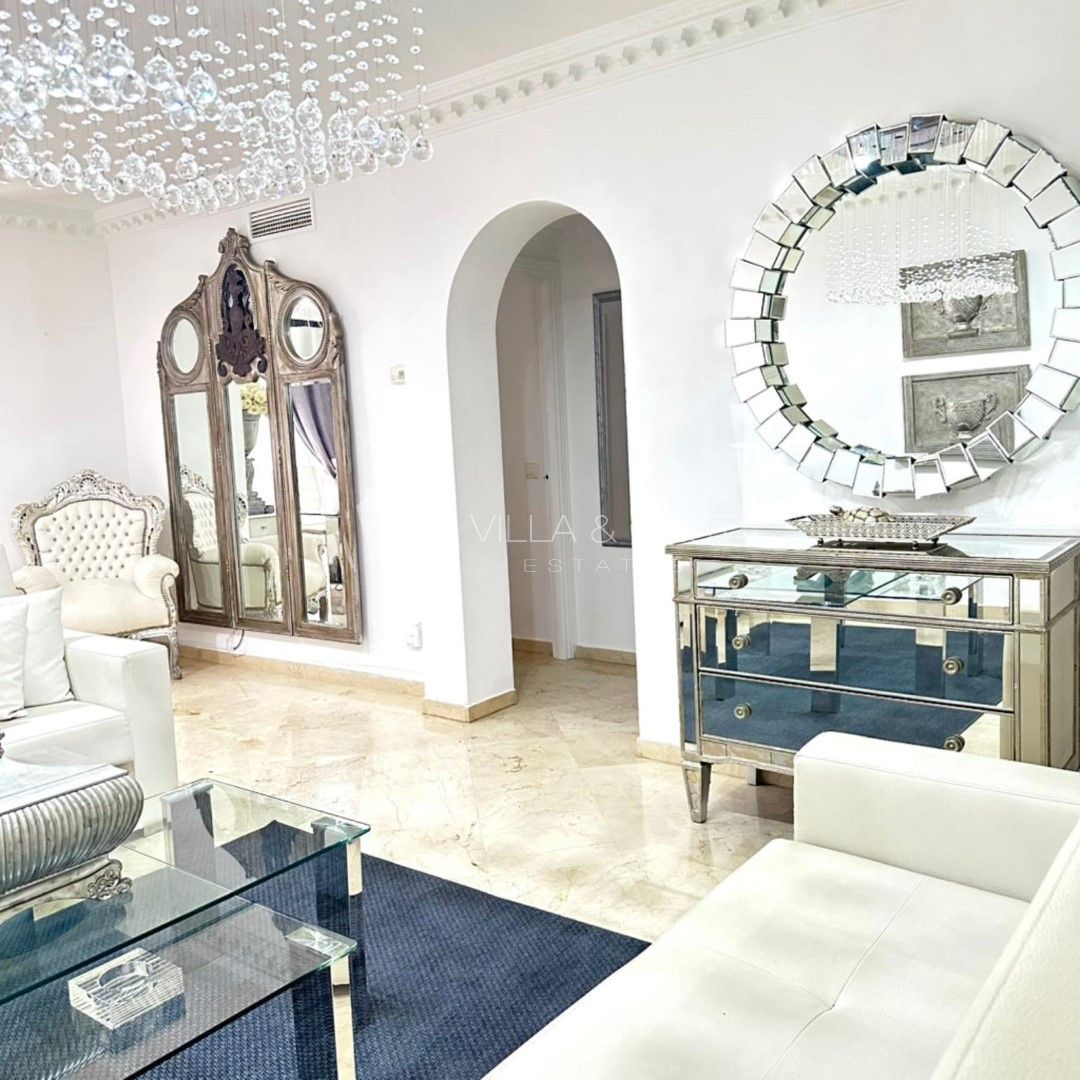 Apartment in Guadalmina Alta in a charming complex