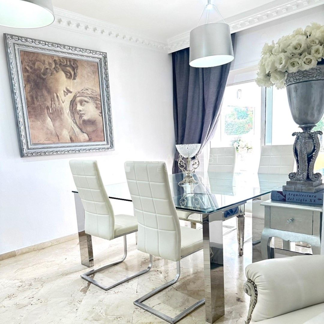 Apartment in Guadalmina Alta in a charming complex