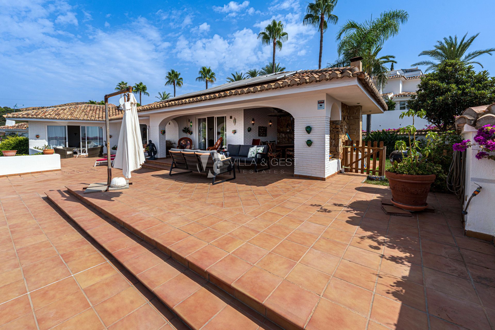 Villa con vistas al mar en Calahonda