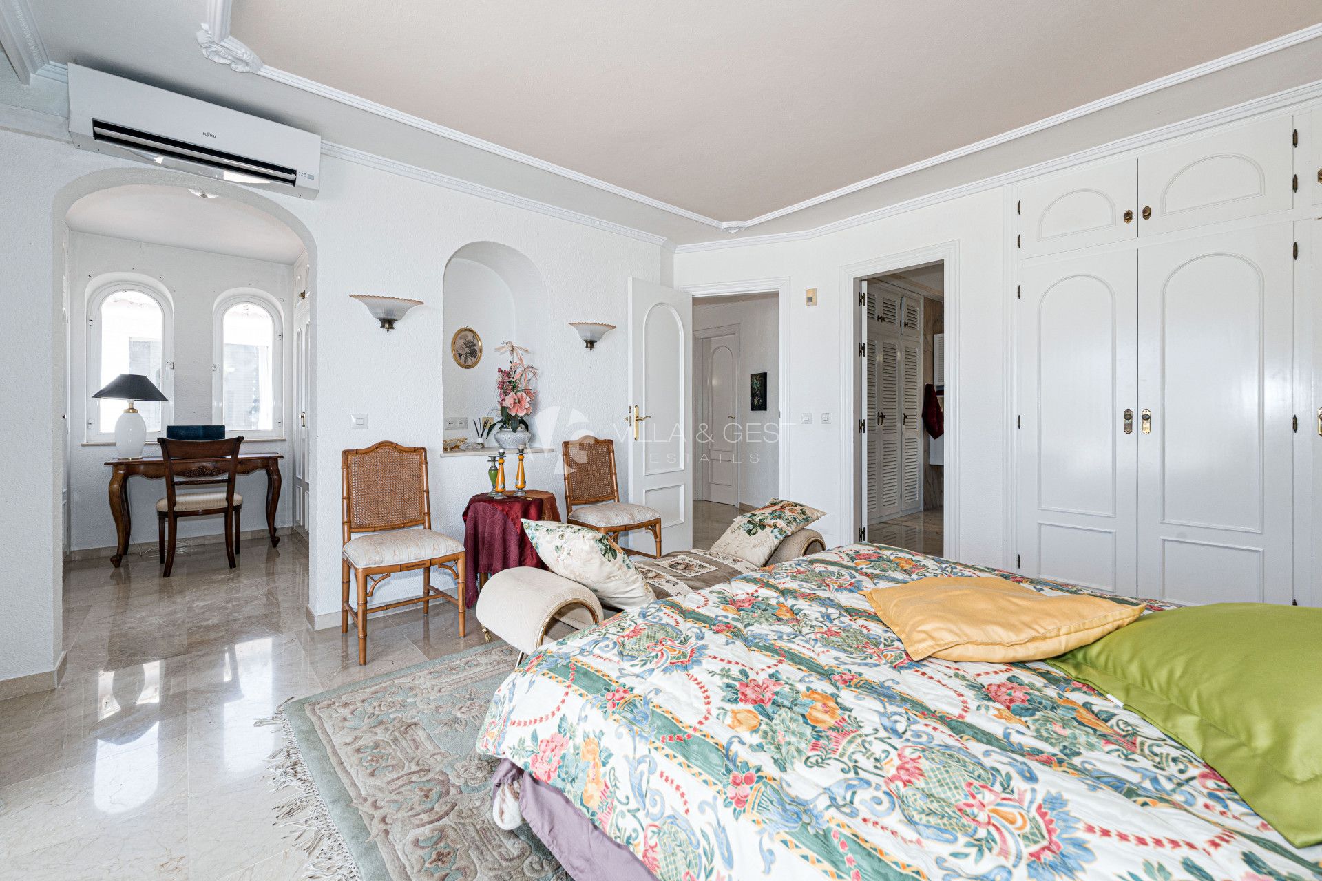 Villa con vistas al mar en Calahonda