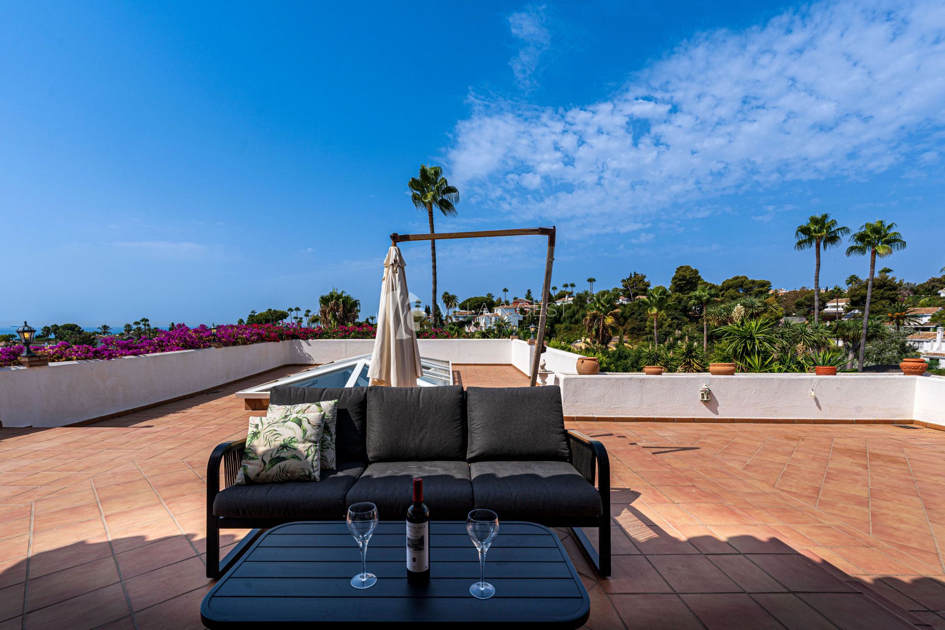 Villa con vistas al mar en Calahonda