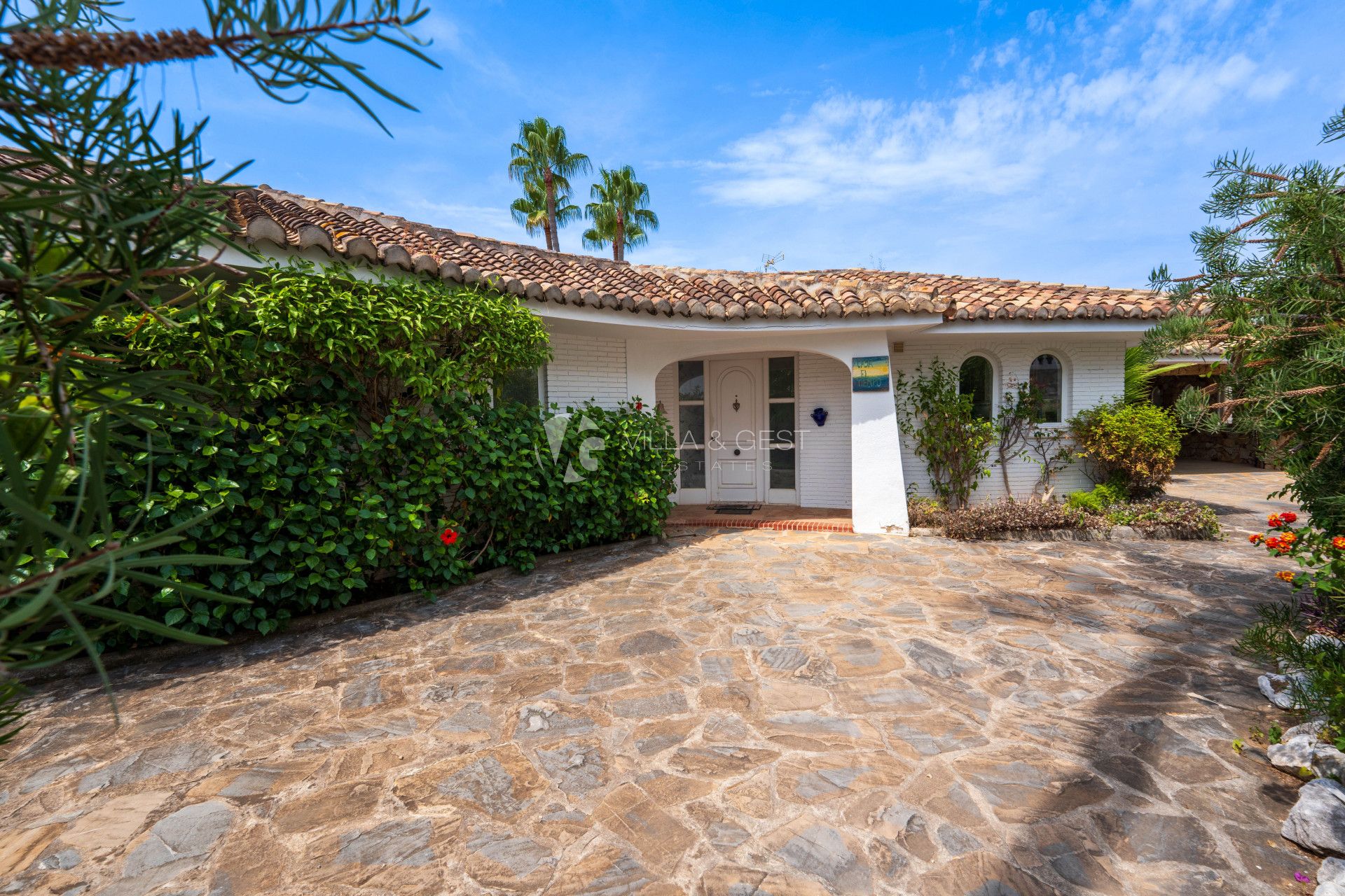Villa con vistas al mar en Calahonda