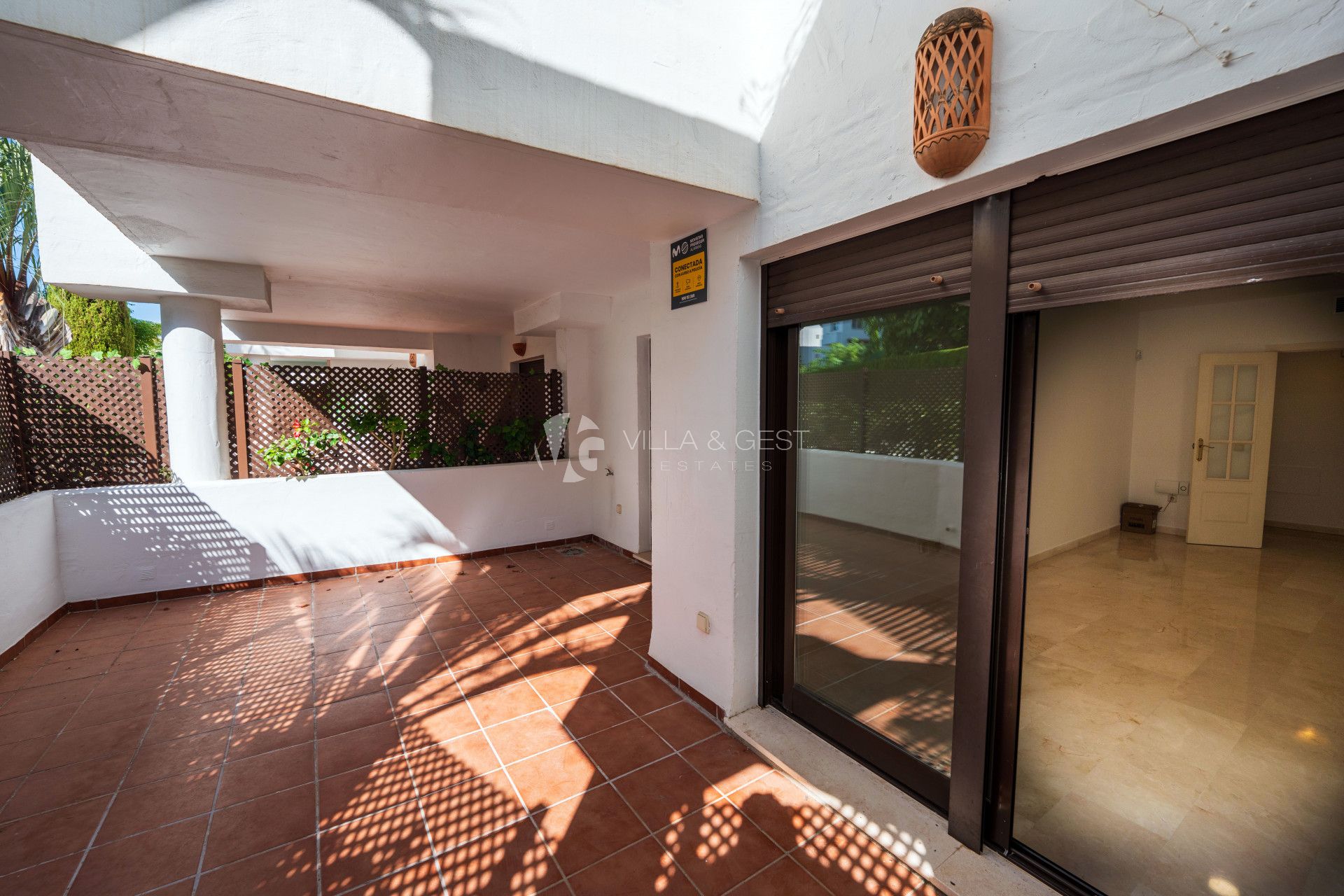 Estupendo apartamento en planta baja cerca de la playa en la nueva Milla de Oro.
