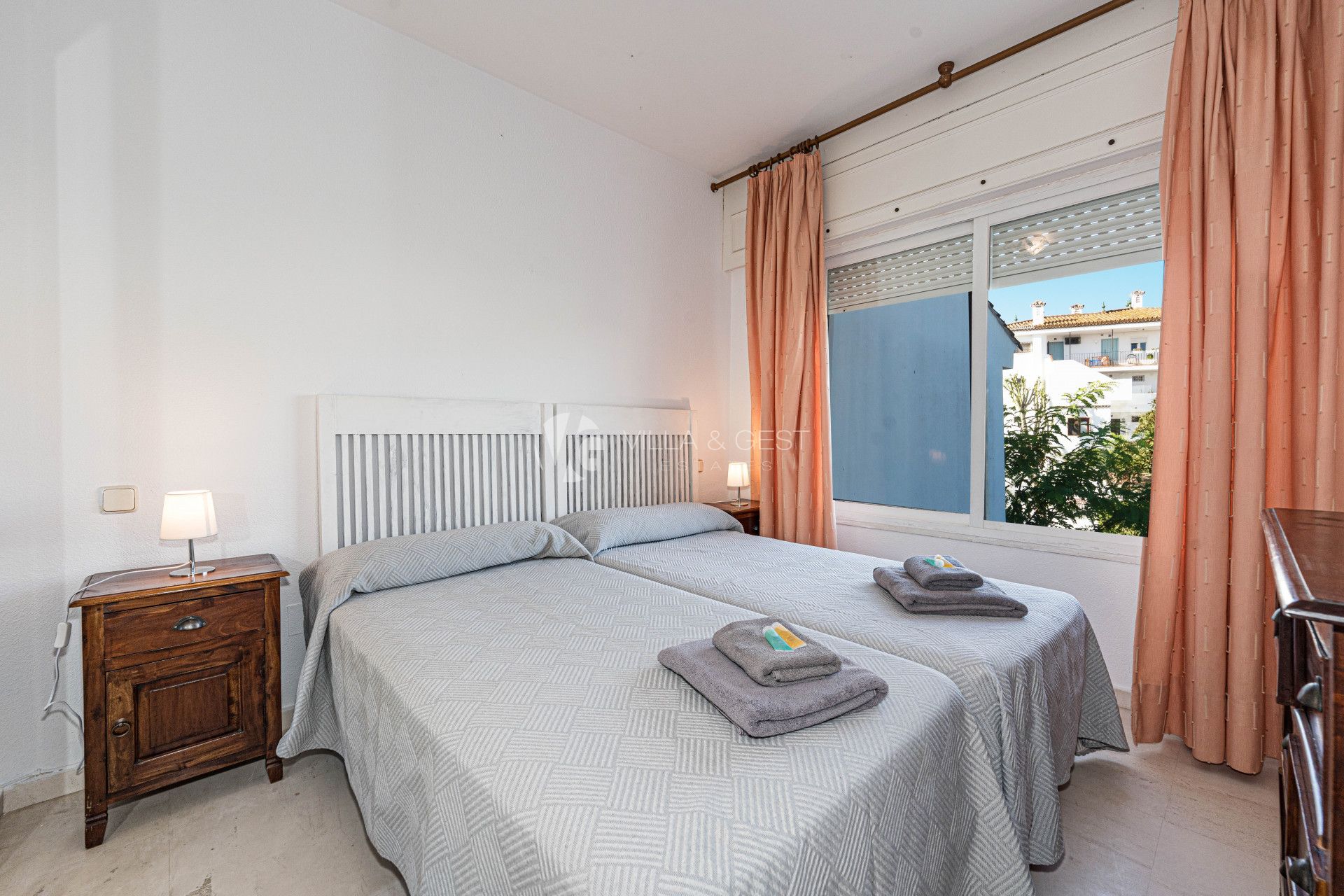 Apartamento en urbanizacion en primera linea de playa