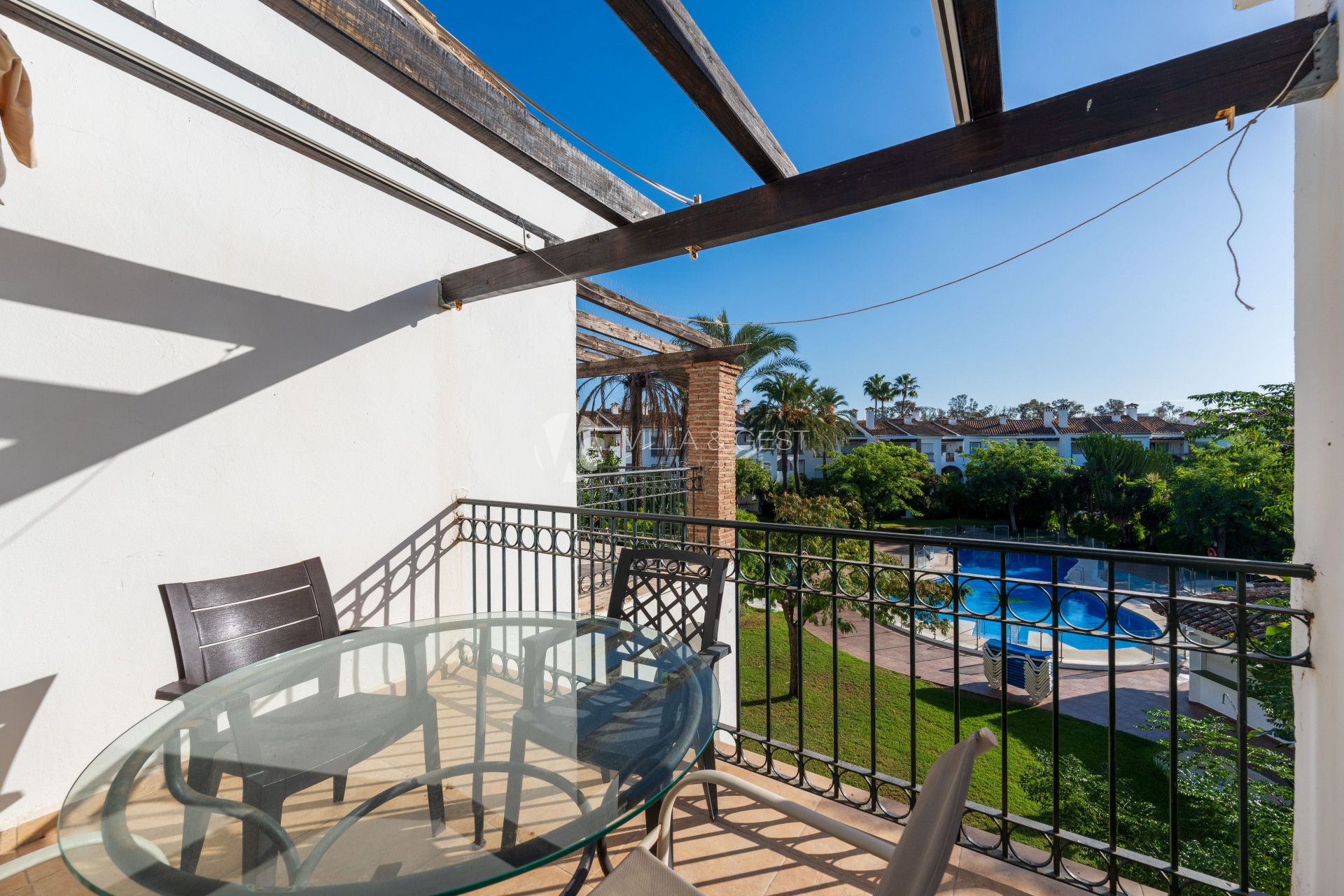 Apartamento en urbanizacion en primera linea de playa