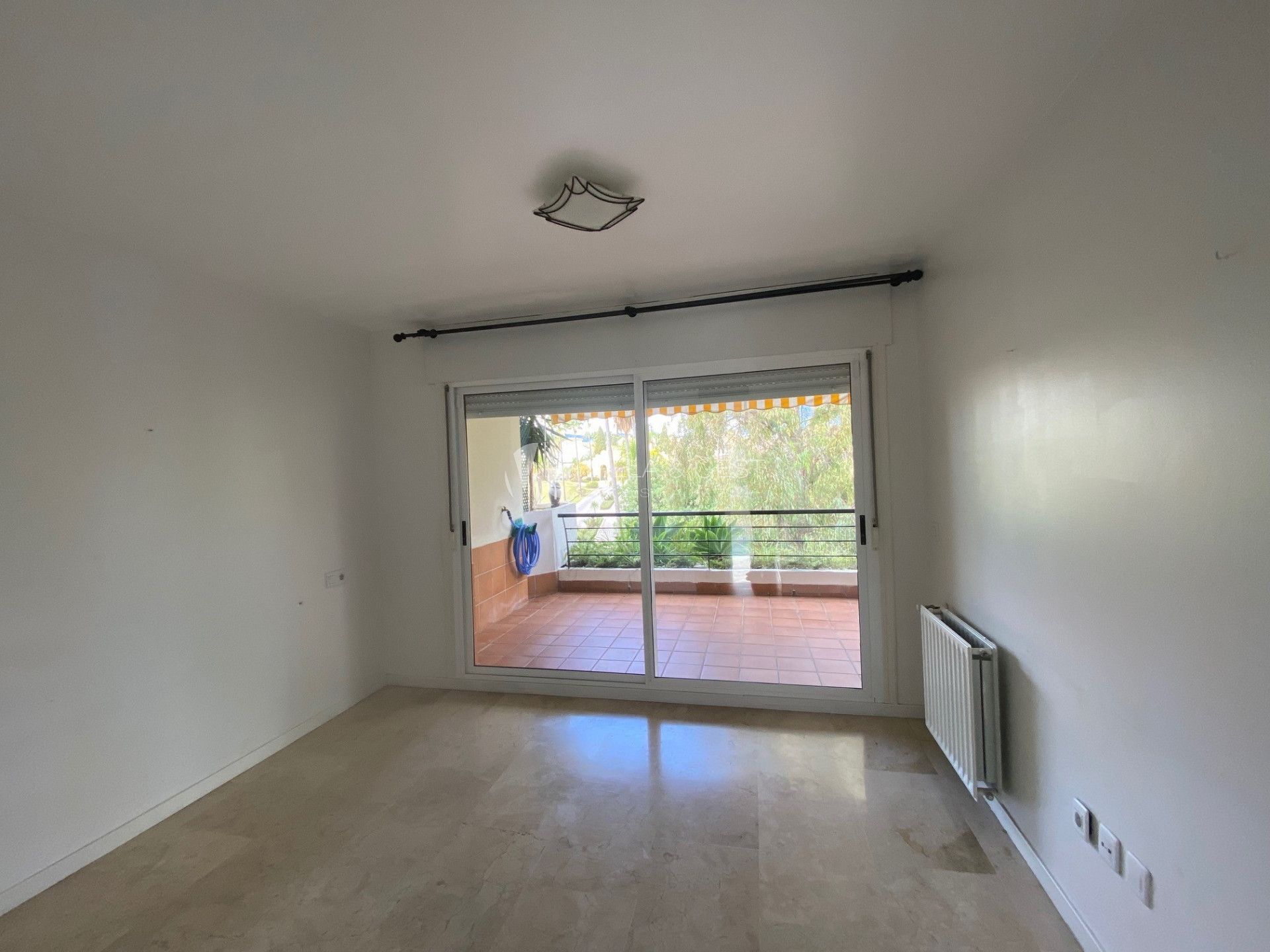 PIso en alquiler sin amueblar, Campos de Guadalmina, Guadalmina Alta